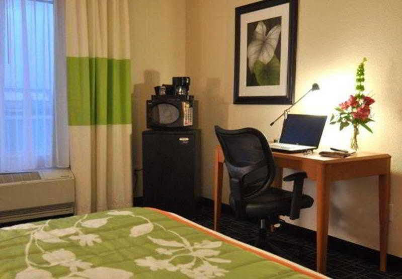 Fairfield Inn By Marriott Loveland Fort Collins Екстер'єр фото