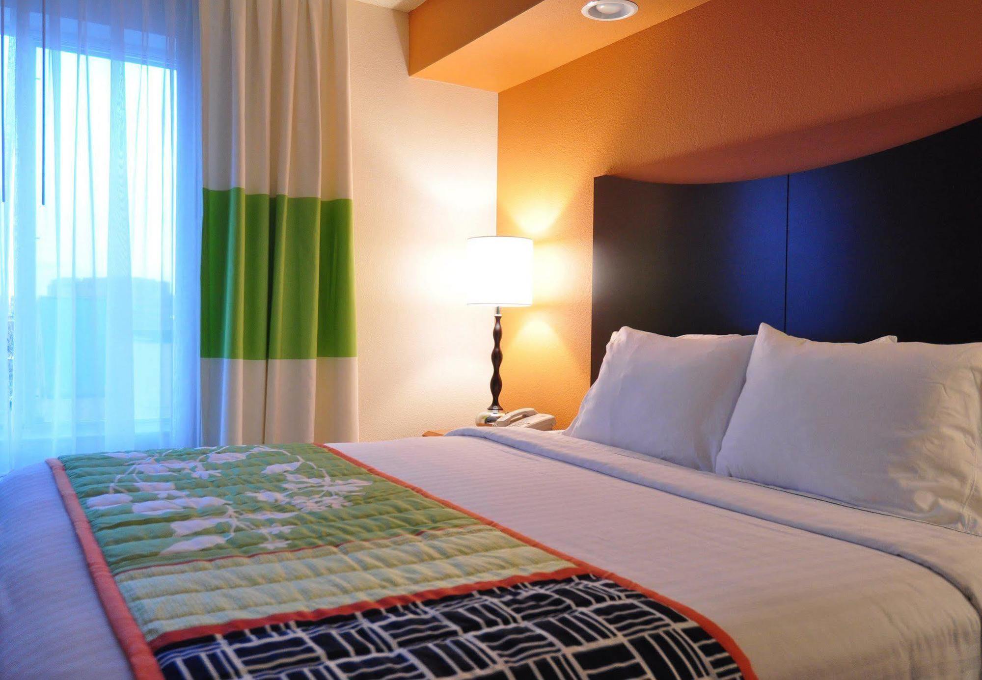 Fairfield Inn By Marriott Loveland Fort Collins Екстер'єр фото